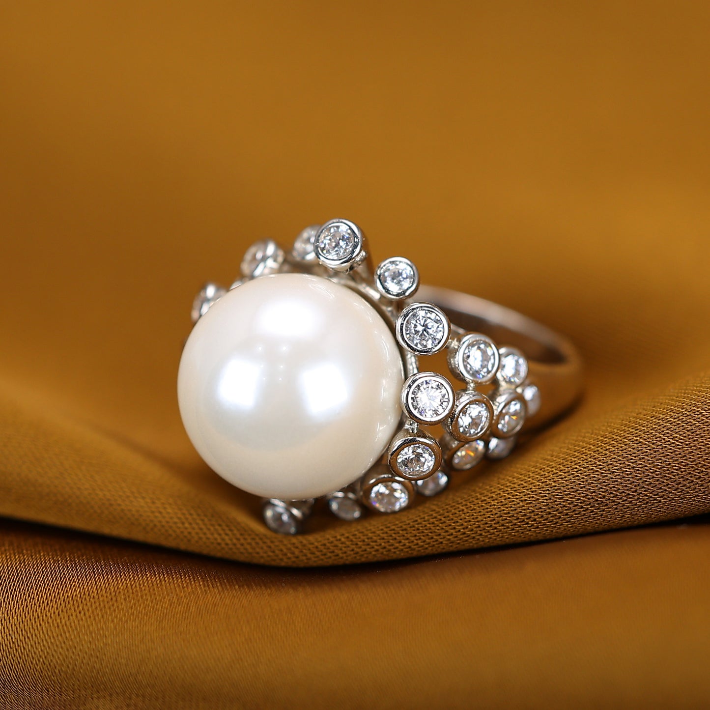 Micro-setting Lab created stones White Shell pearl Ring，sterling silver