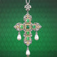 Édition limitéeMicro-serti diamant vert couleur laboratoire pierres créées Knot cross retro drop perle Pendentif, argent sterling 